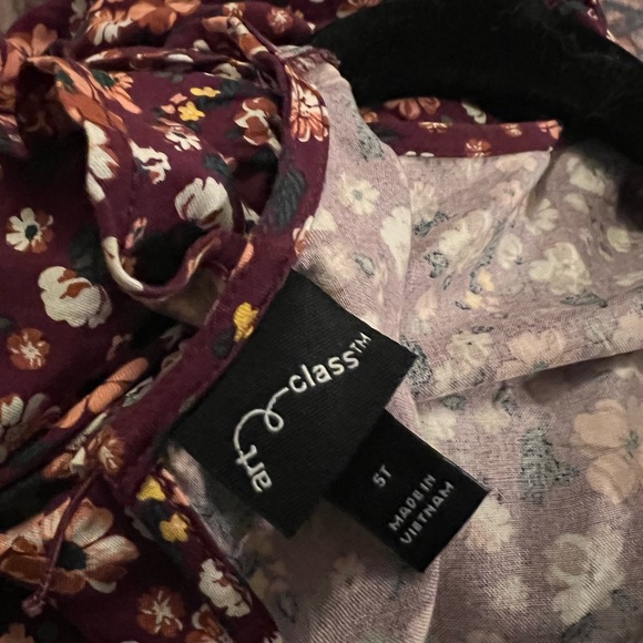 Art class flower dress - Picture 3 of 3